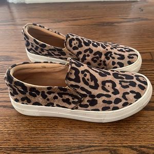 Steve Madden Suede Leopard Slip Ons - Size 7